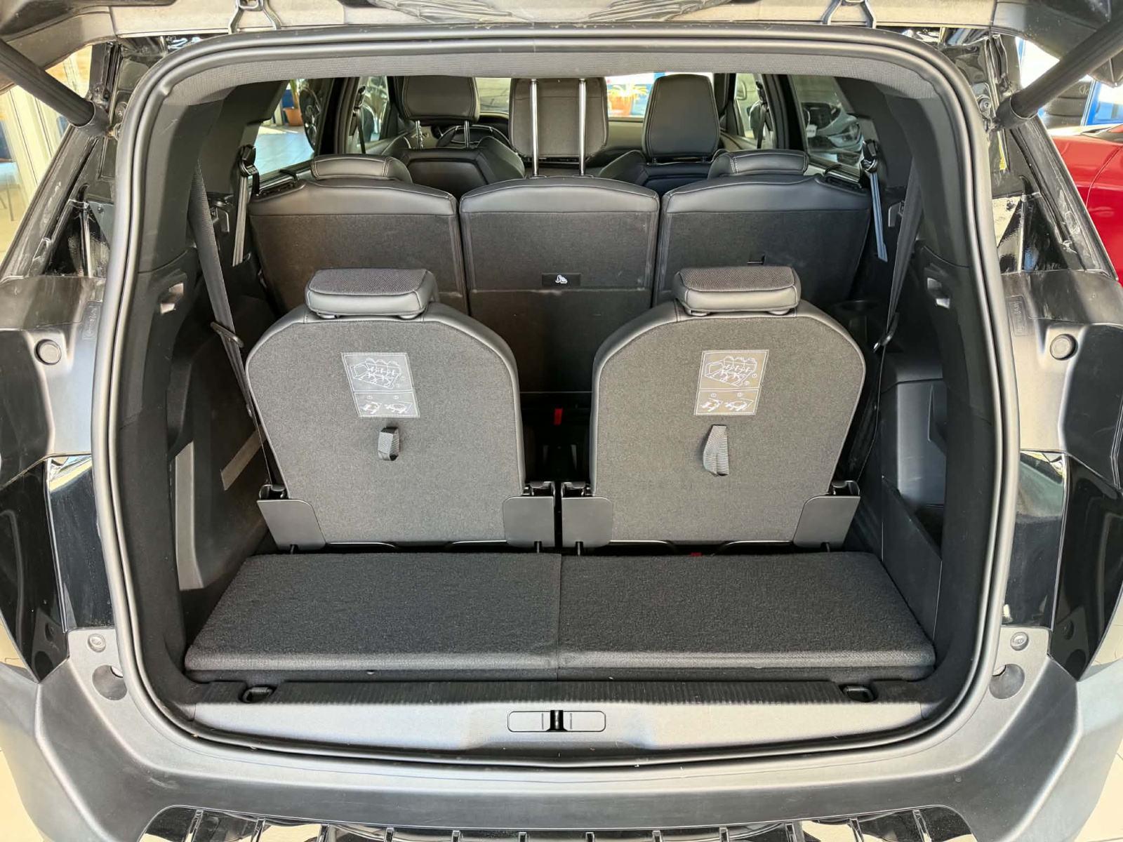 Peugeot 5008 GT 1,6 PureTech 180 *KAO NOV*NAVI*7 SJEDALA* 18