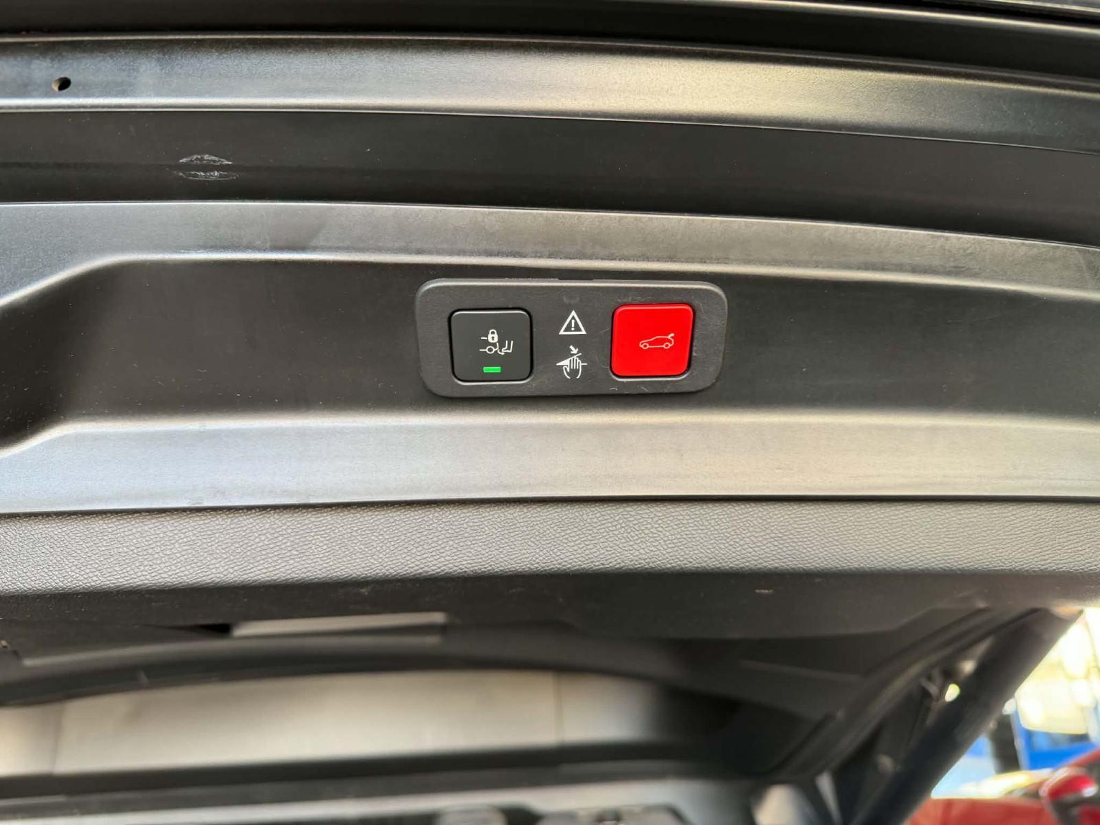 Peugeot 5008 GT 1,6 PureTech 180 *KAO NOV*NAVI*7 SJEDALA* 18