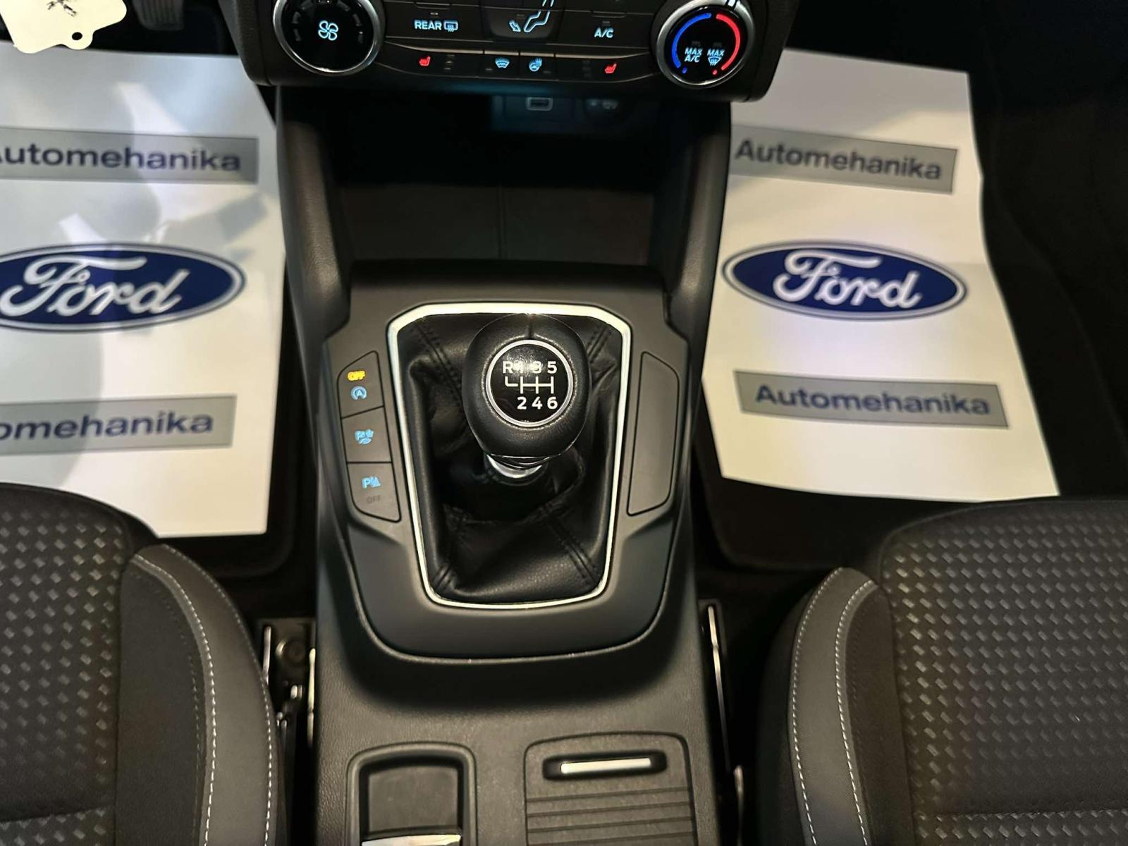 Ford Focus 1,5 EcoBlue C&C *KAO NOV*REDIZAJN*NAVI*PDC*